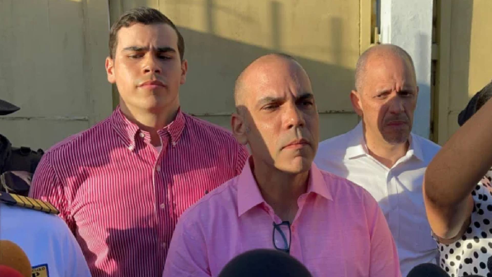 Hijo de Mario José Redondo Llenas lo acompaña y respalda durante su salida de Najayo