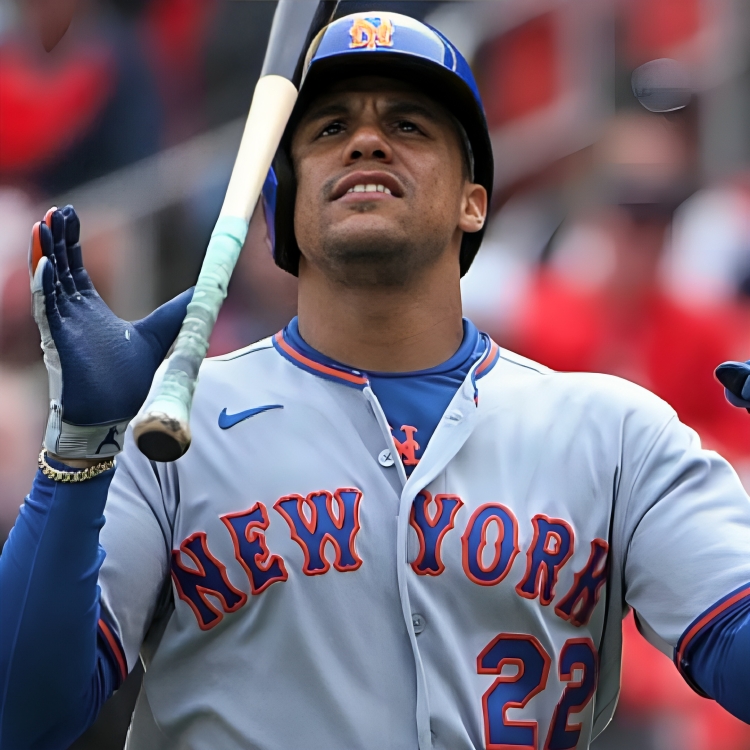 Juan Soto queda fuera del juego de los Mets tras presentar síntomas de gripe